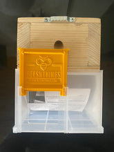 Load image into Gallery viewer, Carpenter Bee Trap